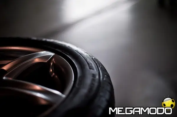 Bridgestone Potenza Adrenalin RE002