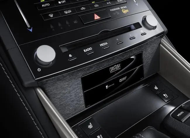 Il sistema Mark Levinson per la Lexus IS Hybrid