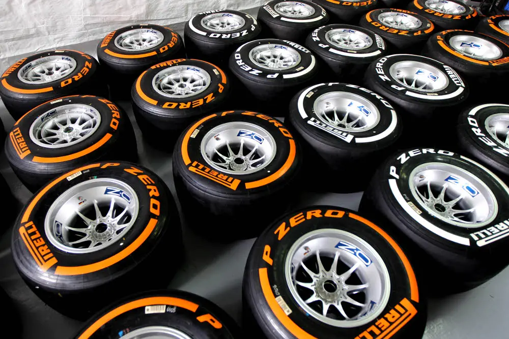 Pirelli: i test delle gomme non hanno favorito nessun team?