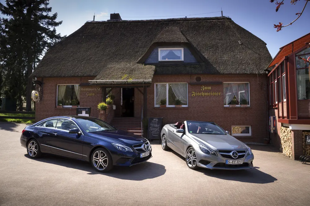 Nuova Mercedes-Benz Classe E Coupé e Cabrio: entusiasmante, atletica e passionale