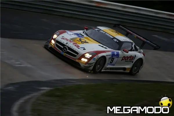 9 black falcon karussel winning car