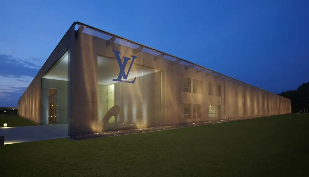 La Manufacture de Souliers Louis Vuitton di Fiesso d’Artico apre al pubblico