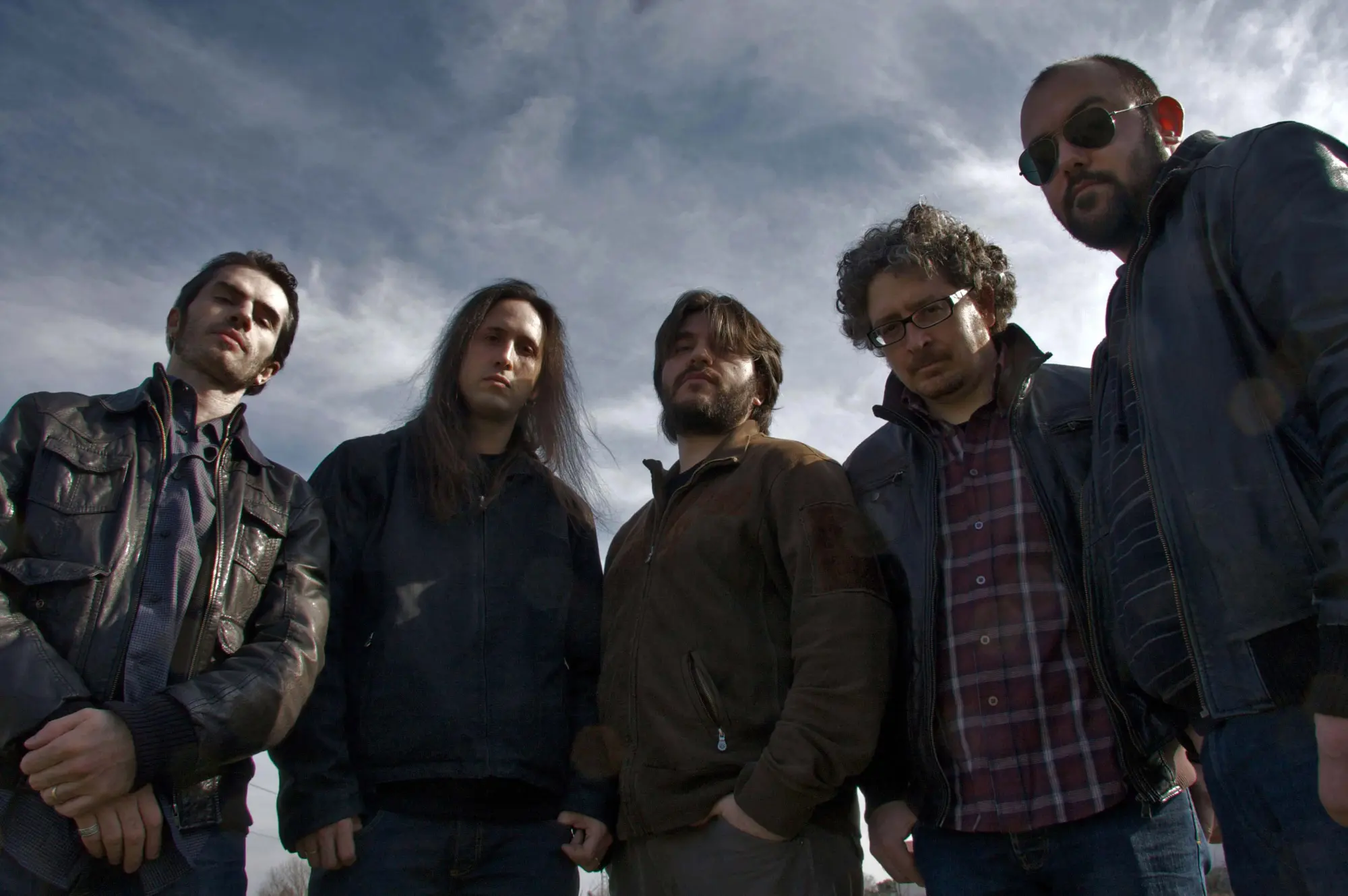 Facciascura, il nuovo singolo inedito estratto dal nuovo album è "Vj"