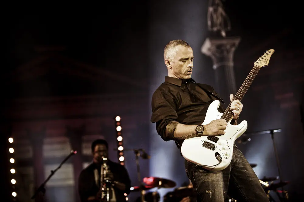 Eros Ramazzotti canta in quattro continenti per il “Noi World Tour”