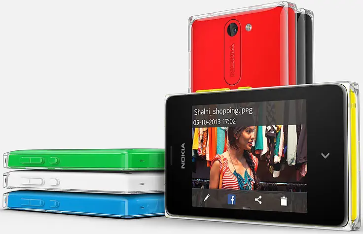 Nokia Asha 500, Asha 502 e Asha 503: fotocamera ancora più smart 