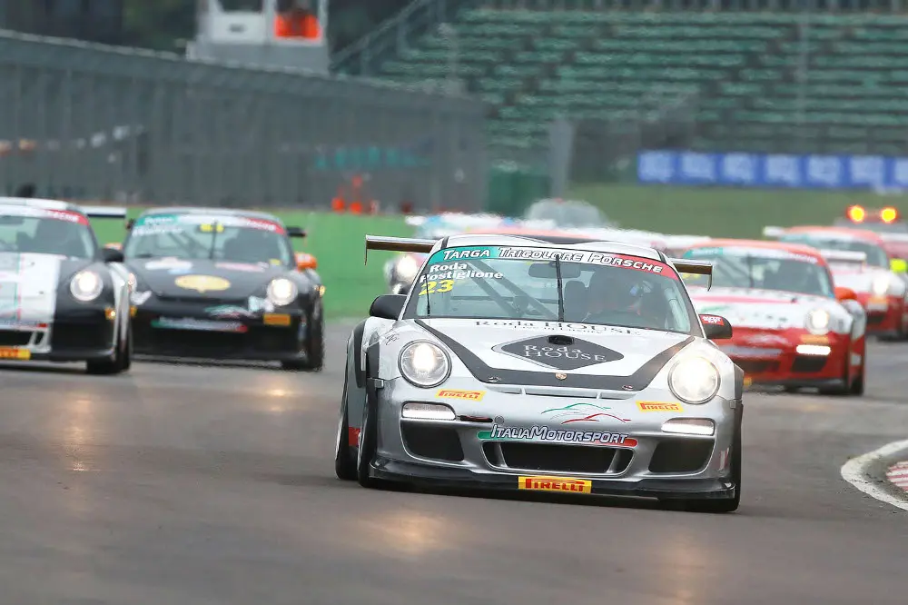Targa Tricolore Porsche, Davide Roda-Vito Postiglione e Pietro Negra trionfano ad Imola