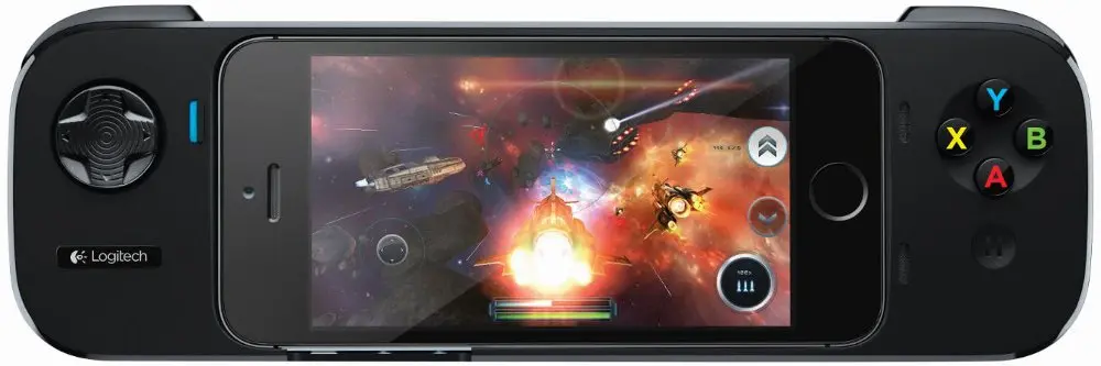 Controller gaming Logitech per iPhone 5s, iPhone 5 e iPod touch 
