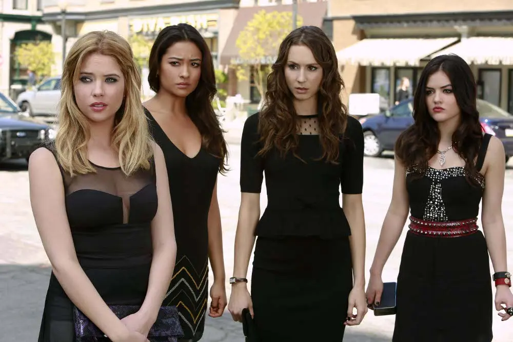 “Pretty Little Liars”, la quarta stagione da domani su Mya