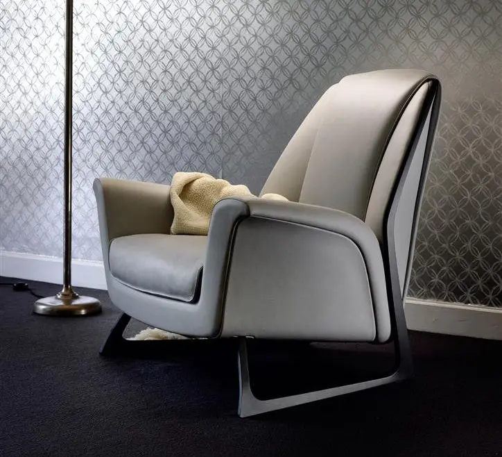 Walter Maria de Silva e Audi design lanciano la poltrona "Luft"