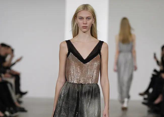 Precollezione Calvin Klein Collection Autunno/Inverno 2013/14: eleganza confortevole