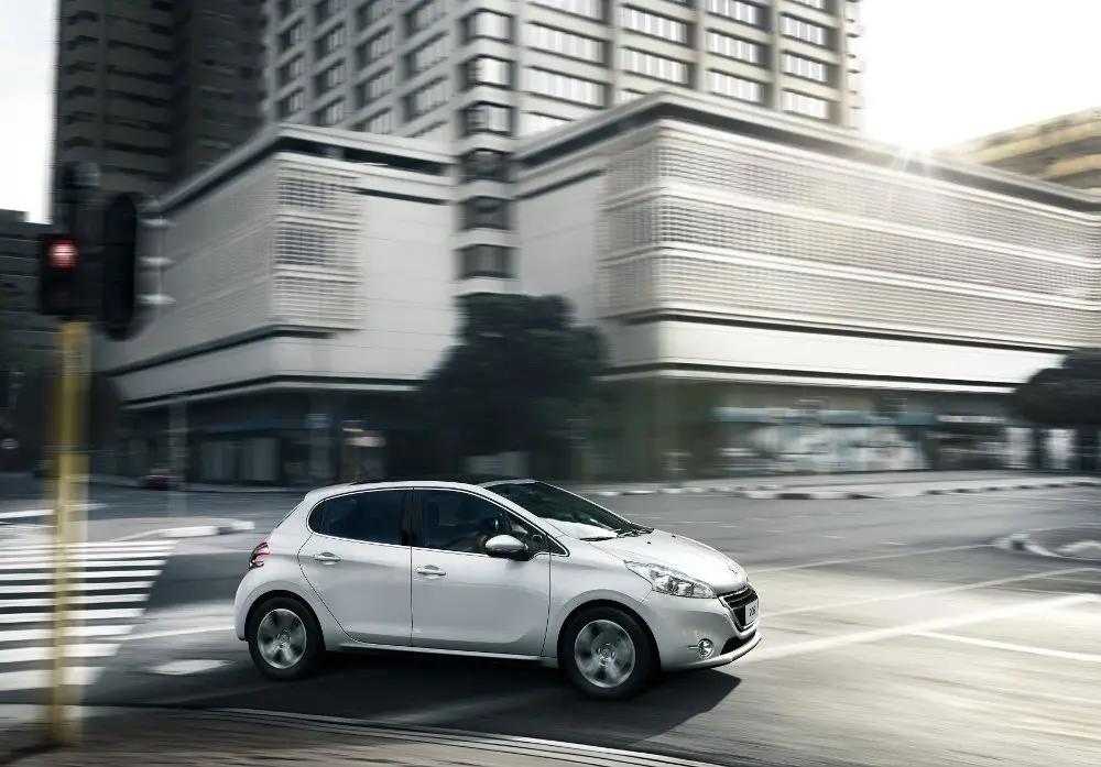 Peugeot 208 ora è anche GPL