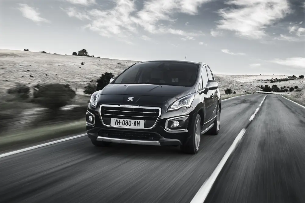 Peugeot 3008 e 5008: “sensations d’enfance”