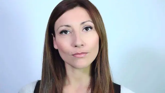 Roberta Di Lorenzo: da venerdì in rotazione radiofonica "Esaurimento da web" , il nuovo brano