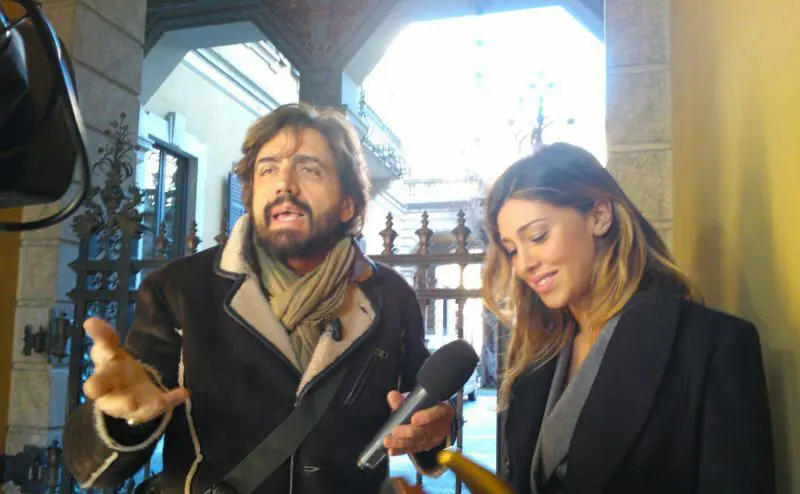 Striscia la notizia: Belen Rodríguez riceve il Tapiro d’oro per le labbra a “canotto” 