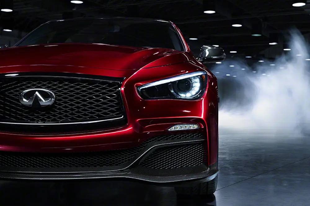 Infiniti Q50 Eau Rouge, in anteprima il motore da 568 CV