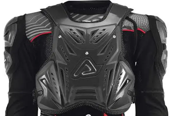 Acerbis Cosmo 2.0: la protezione si fa in 3 