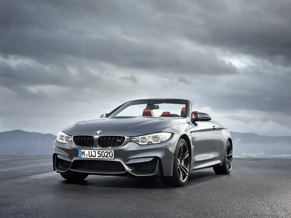 BMW M4 Cabrio, una nuova dimensione di estetica e performance