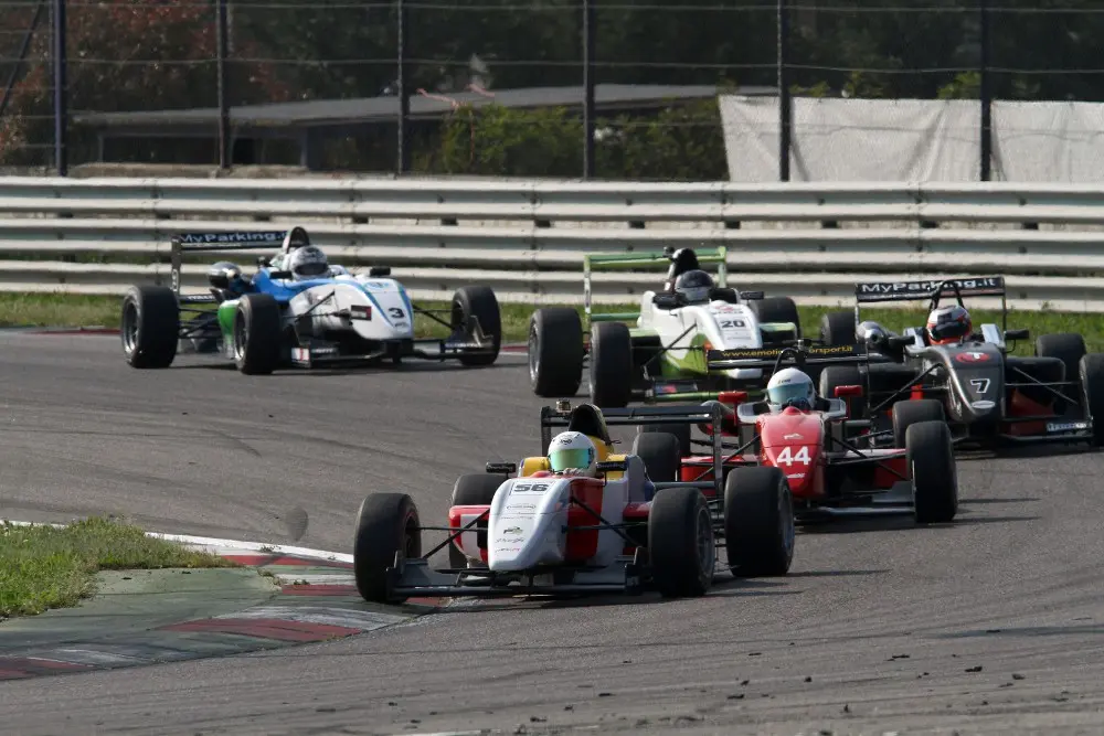 Formula Abarth, a Vallelunga il secondo round