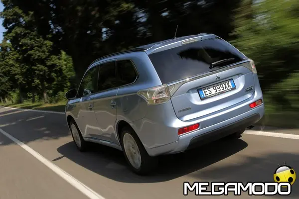 mitsubishi outlander phev mac 0208