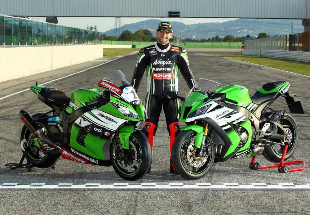 Svelate le Kawasak Ninja create per celebrare i 30 anni del brand