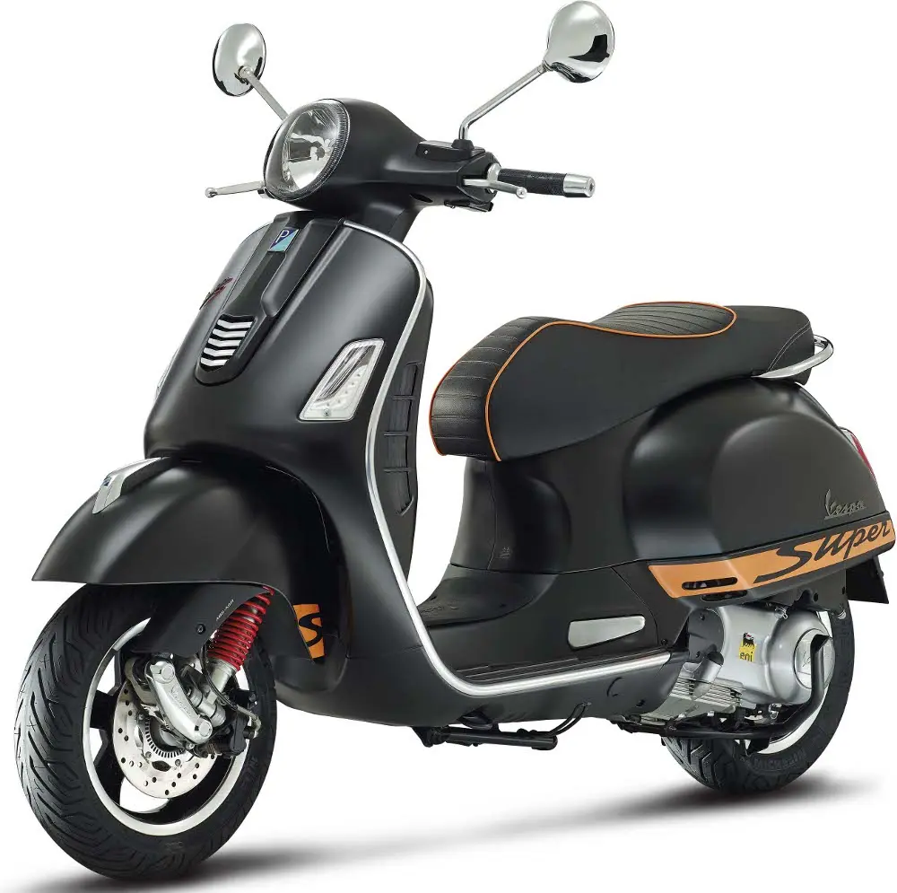 Vespa GTS SuperSport e GTS Touring: ecco le due versioni speciali