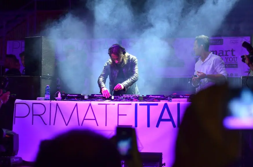 Bob Sinclar infiamma Pescara per il "Love Summer Festival"