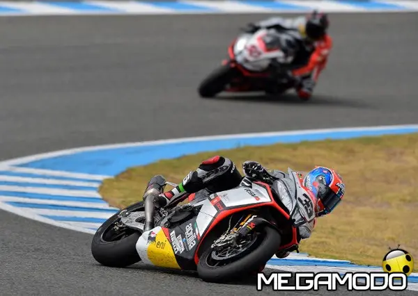 03 apriliaracing melandri