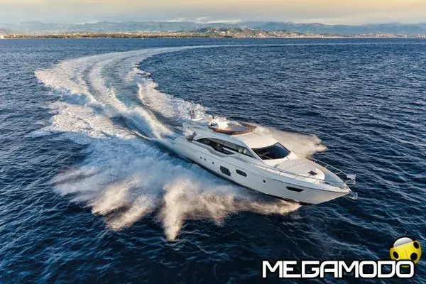 Ferretti Yachts 690 debutta al “Salonnautico” 2014 di Barcellona
