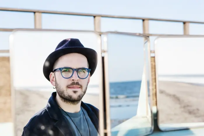 Paolo Simoni: al via stasera il "Voce e Piano-Club Tour" dall'Acqua Cheta di Tremezzo 