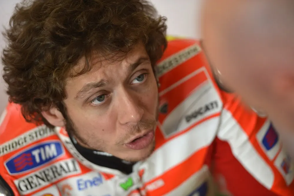 Mario Balotelli e Valentino Rossi sono i campioni dello sport più seguiti su Facebook, Twitter e Instagram