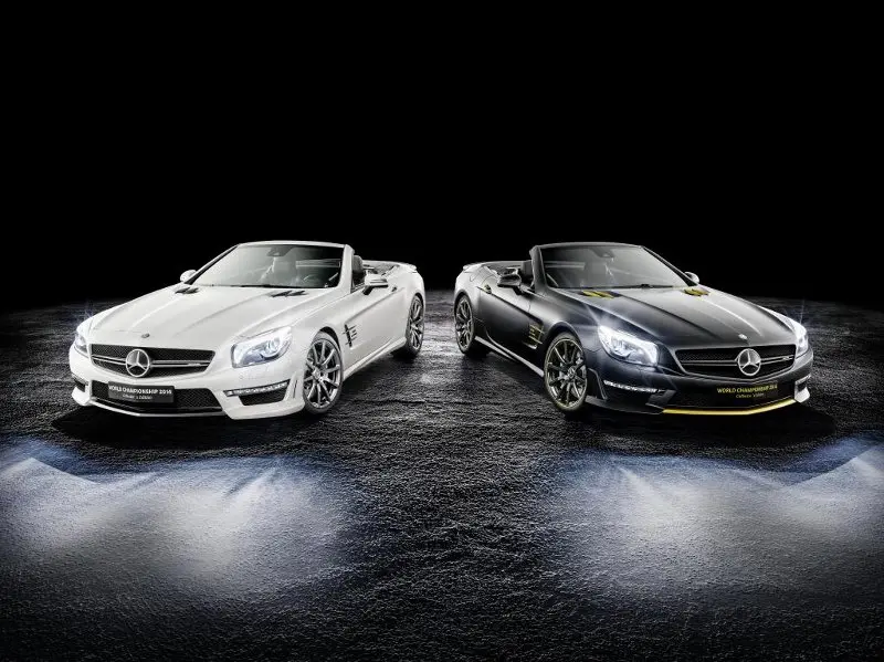 Le Mercedes-Benz SL 63 AMG limited edition dedicate a Lewis Hamilton e Nico Rosberg