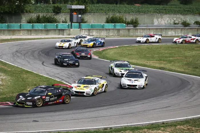 La Lotus Cup Italia riaccende i motori a Motorcircus