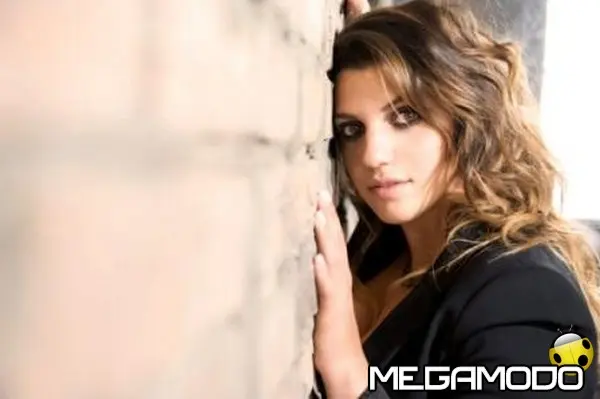 deborah iurato orizzontale bassa