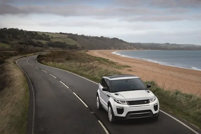 Range Rover Evoque model year 2016: la Land Rover più efficiente