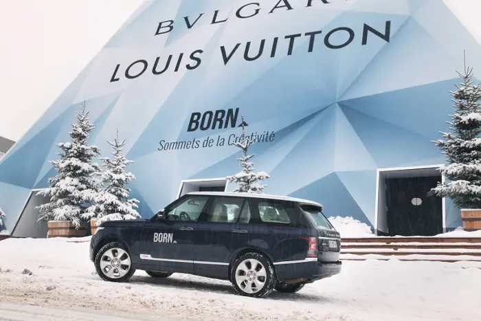 Range Rover Hybrid è il mezzo di trasporto preferito dal Summit della Creatività di Courchevel: Le Born