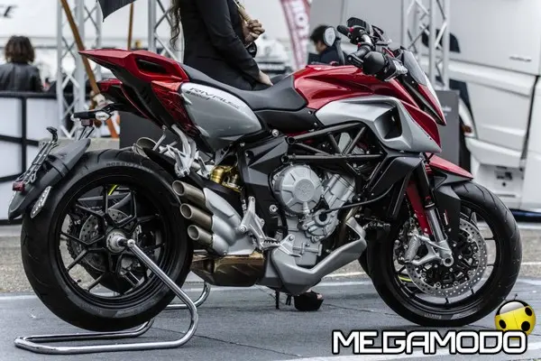 1142850 2342044 1024 683 mercedes benz actros rivale 12