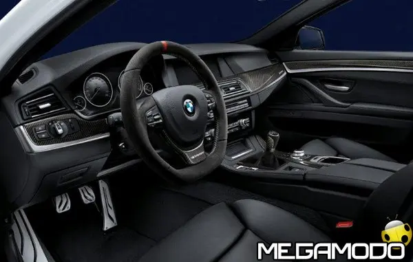 Alcantara: valore aggiunto alle sportive - foto 1