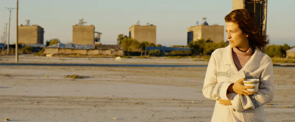 Bota cafè di Iris Elezi e Thomas Logoreci dal 25 giugno al cinema