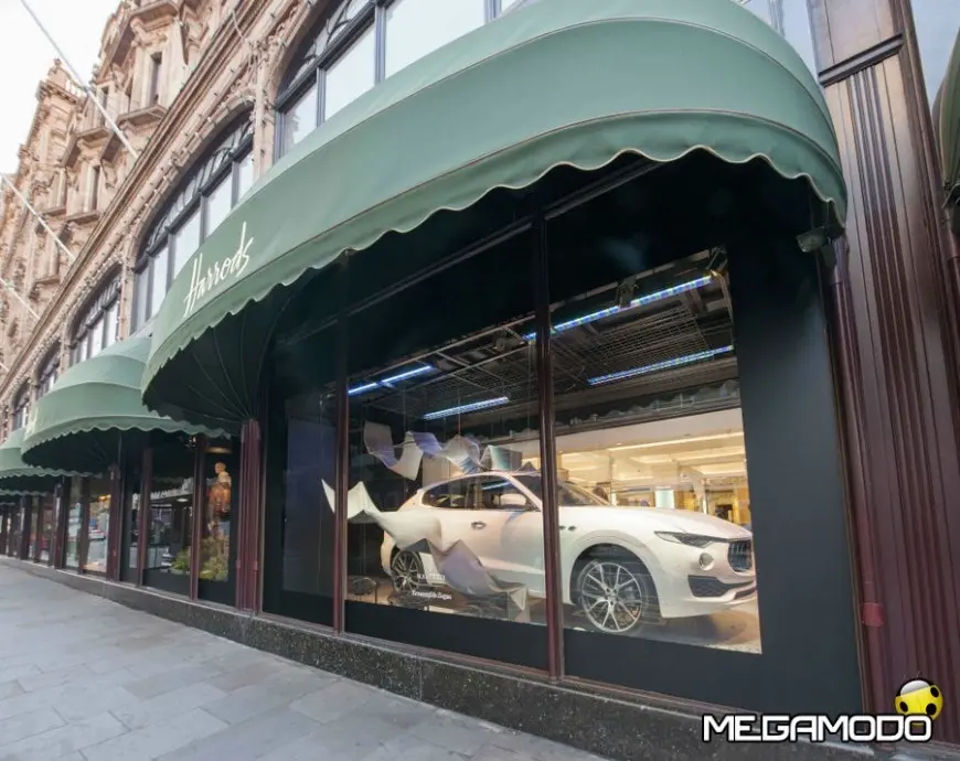 mod_maserati-levante_ermenegildo-zegna-capsule-collection_harrods_2016-3