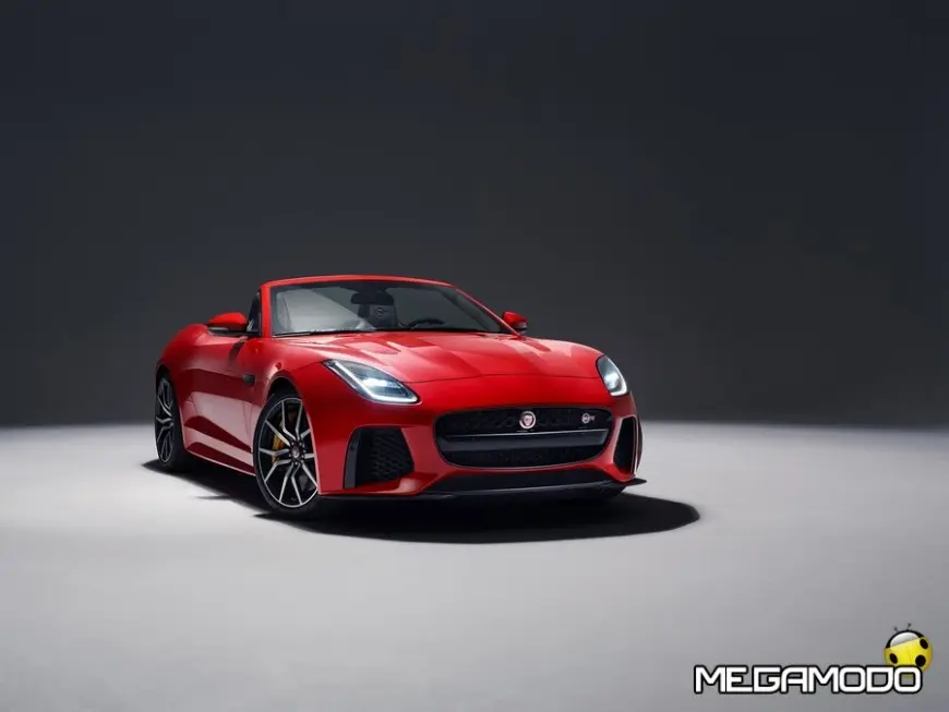 MOD_JAGUAR_F-TYPE_18MY_SVRConvertible_Studio_Exterior