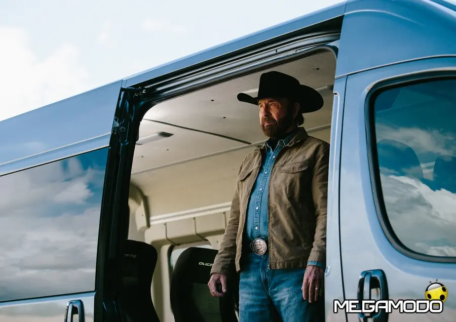 Fiat Professional chiama, Chuck Norris risponde!
