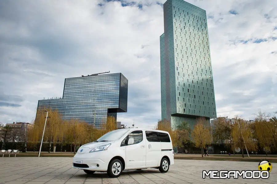 Nissan e-NV200 Van da 280 Km: la mobilità elettrica fa ancora più strada