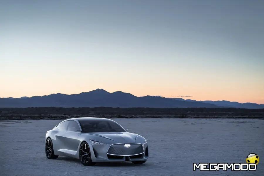 Infiniti verso l'elettrico, a partire dal 2021