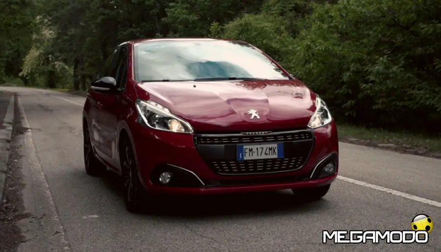 Peugeot 208 Black Line, Limited Edition in soli 1.200 esemplari