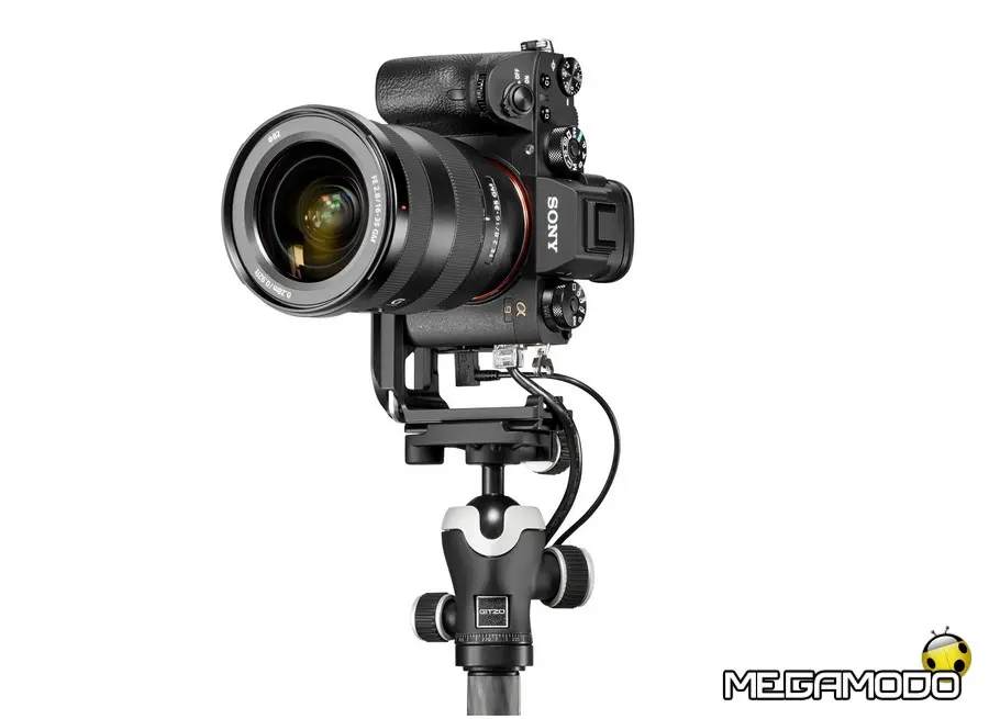 Gitzo: Treppiede Traveler α e L-Bracket α per fotocamere Sony