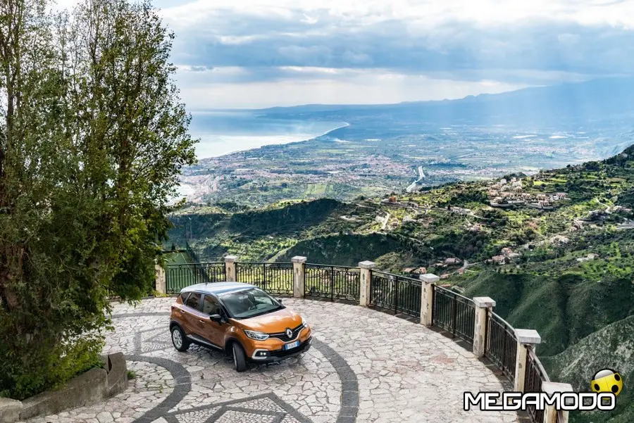 Nuova Renault Captur Sport Edition MY19 con motore 1.3 TCe FAP