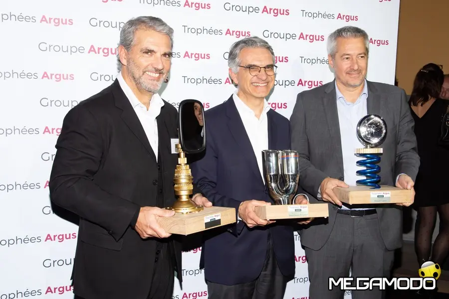 Renault fa il tris ai Trophées de l'Argus 2020