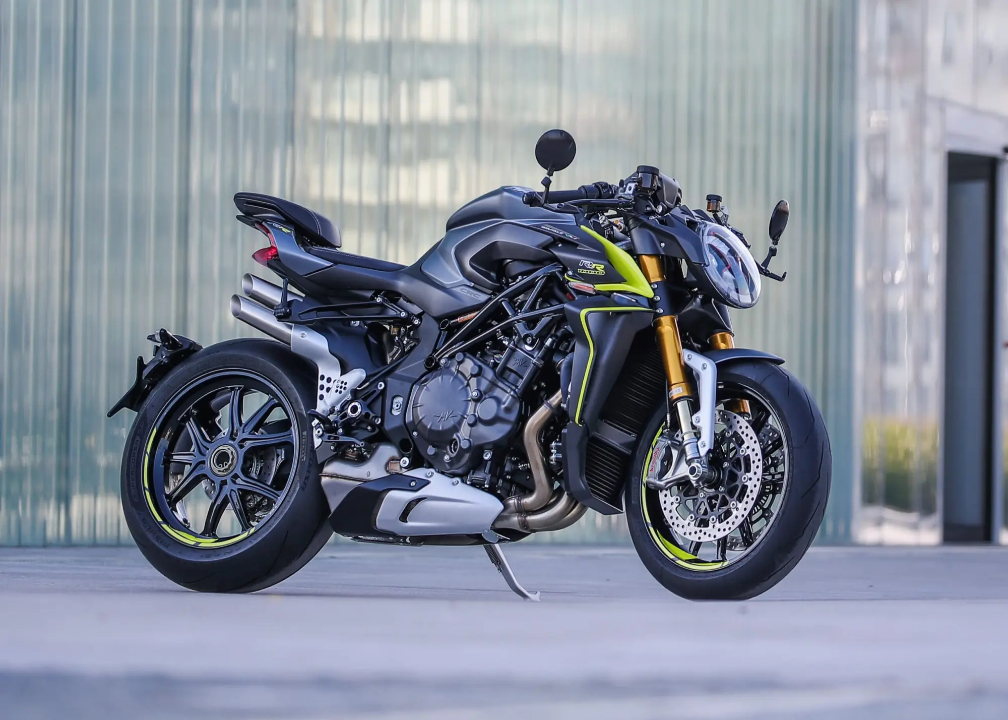 MV Agusta Brutale 1000 RR: la "nuda" più potente al mondo