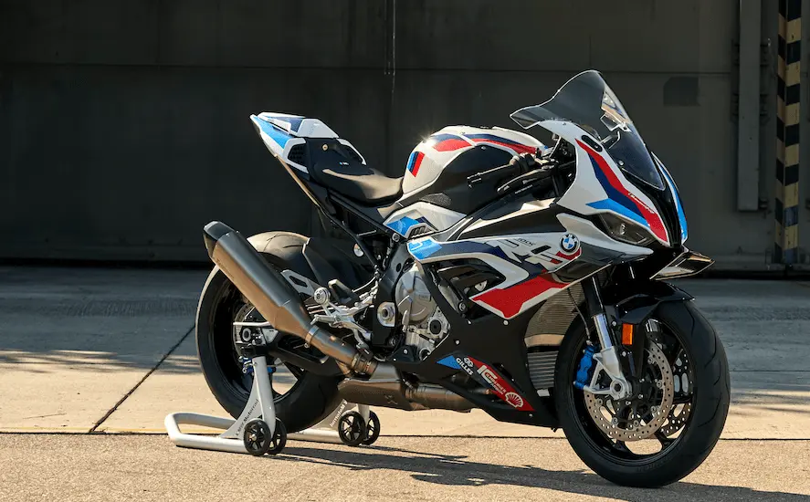 BMW sceglie Dunlop SportSmart TT per la M 1000 RR