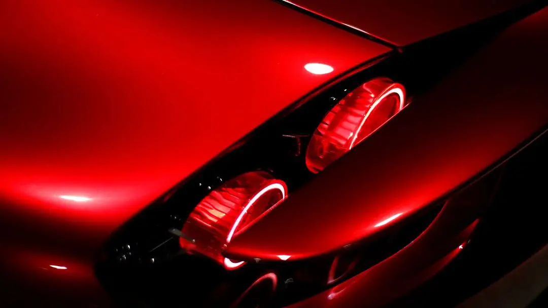 I colori in Mazda: una storia di forme in movimento